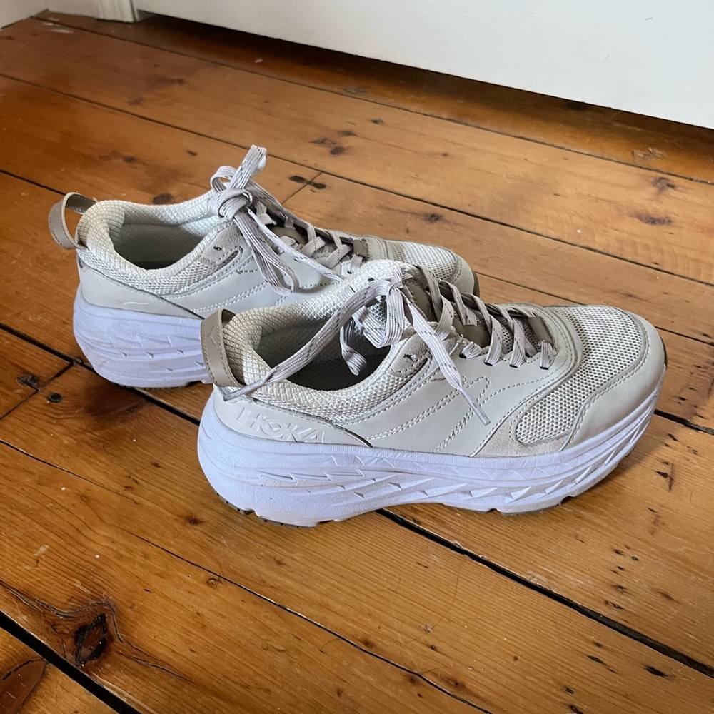 Hoka Beige and White Sneakers / Trainers size 6.5
